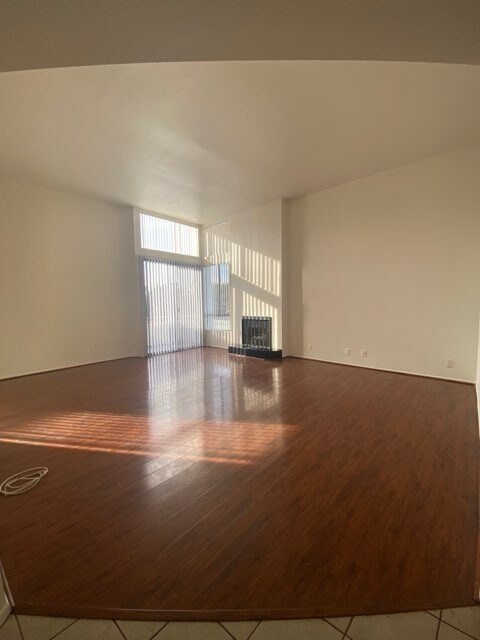 Foto del edificio - 4343 Whitsett Ave