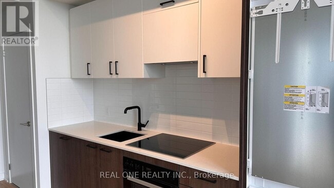 Building Photo - 5 Quarrington Ln