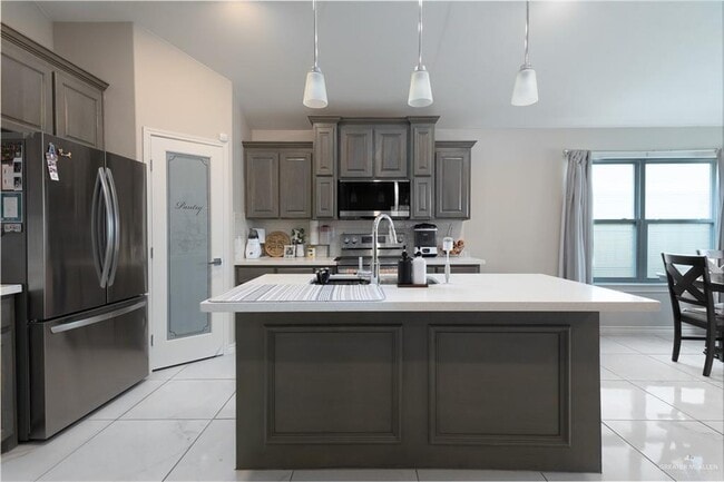 Building Photo - 12 N 26th St