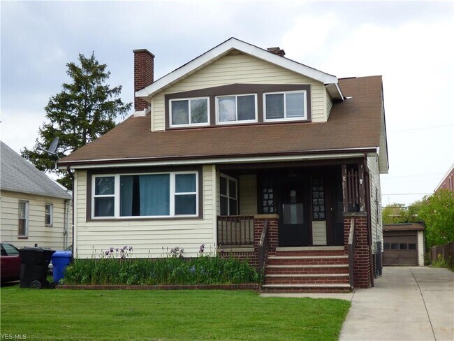 Building Photo - 14018 Courtland Ave