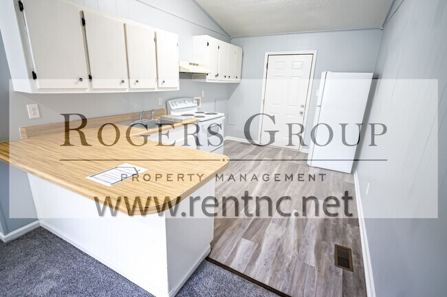 Foto del edificio - #198*** - 204-206 Cooper St Duplex