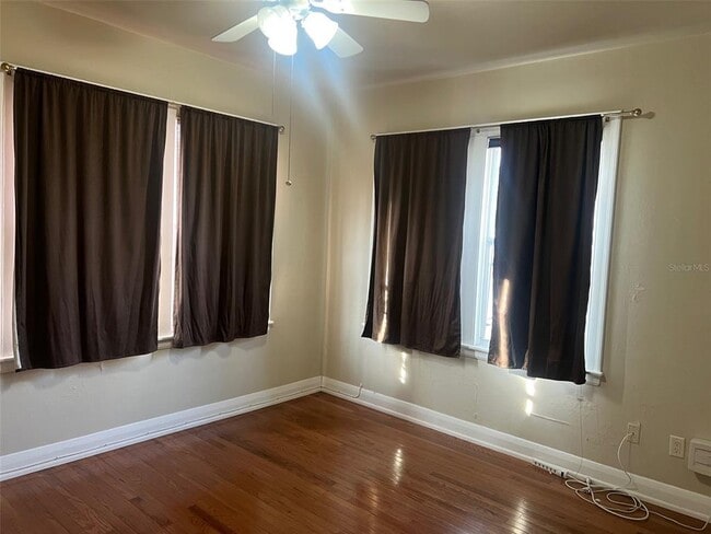 Foto del edificio - 2323 W North B St