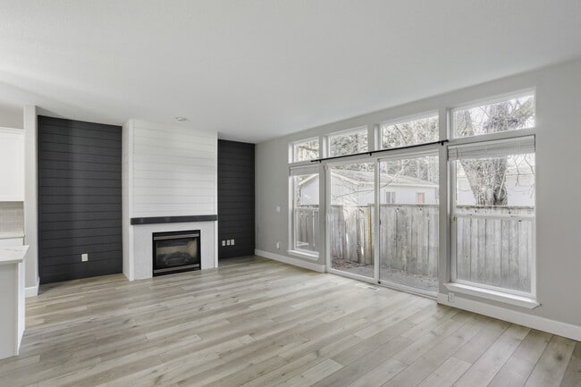 Foto del edificio - 16603 SW 134th Terrace