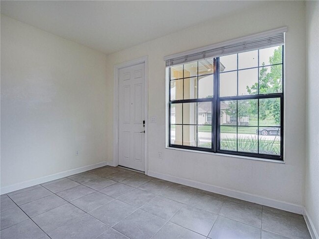 Building Photo - 10092 W Villa Cir
