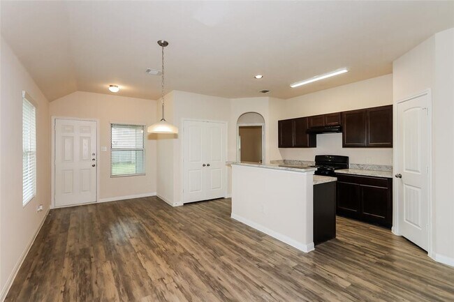Building Photo - 24439 Dolce Marina Ct
