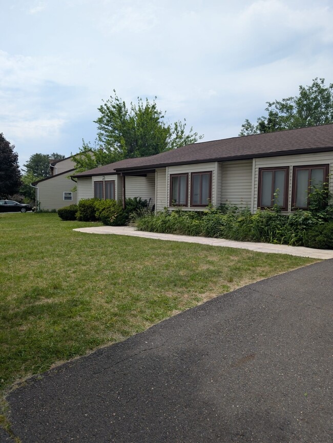 Building Photo - 1 Nettletree Dr