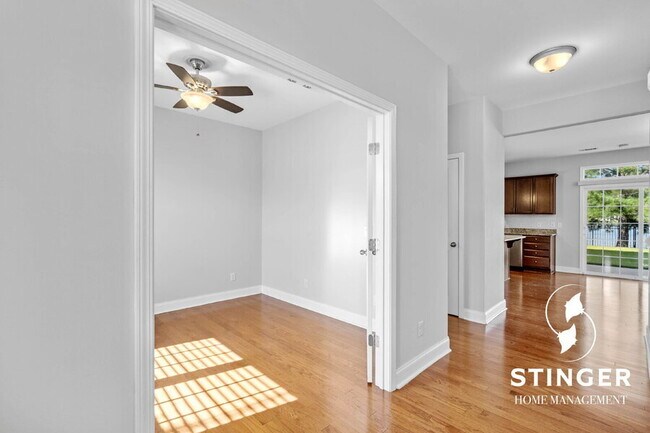 Foto del edificio - 1216 Hearthstone Dr
