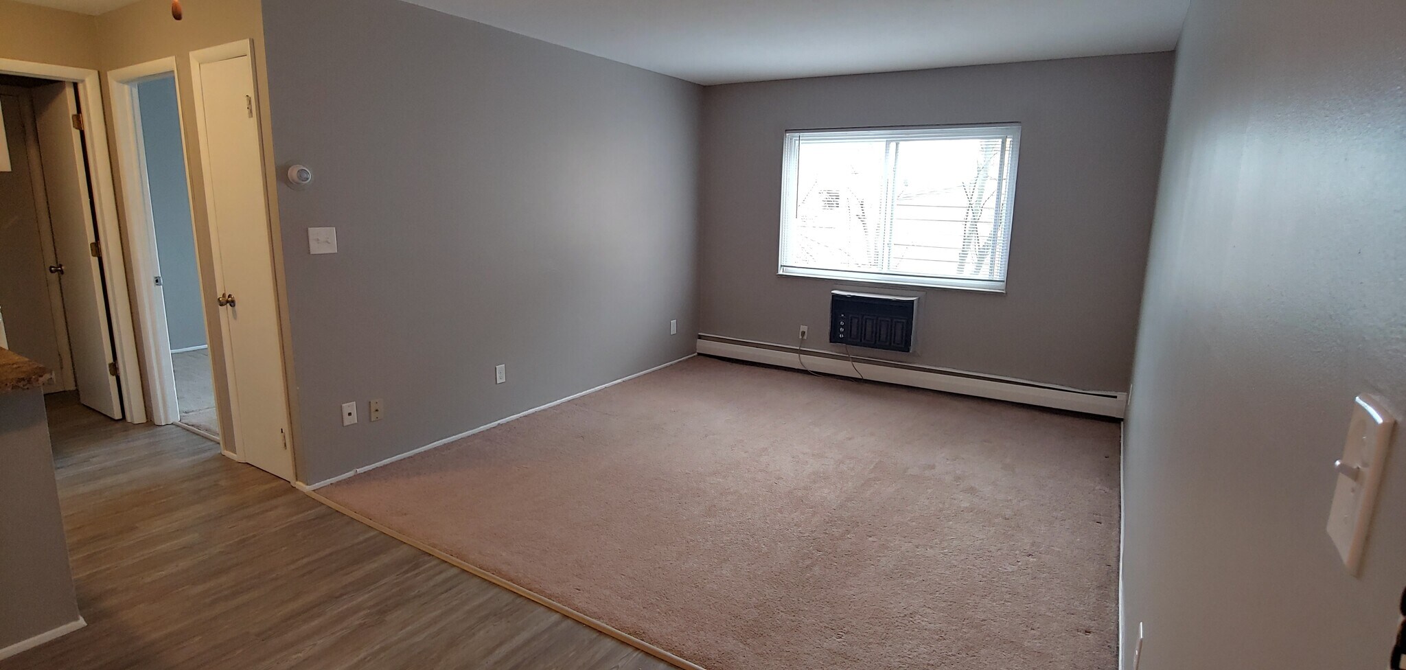Colonial Club Apartments – photo 4