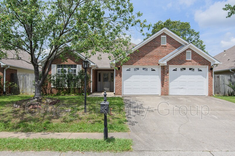 Foto principal - 4608 Fairfax Ct