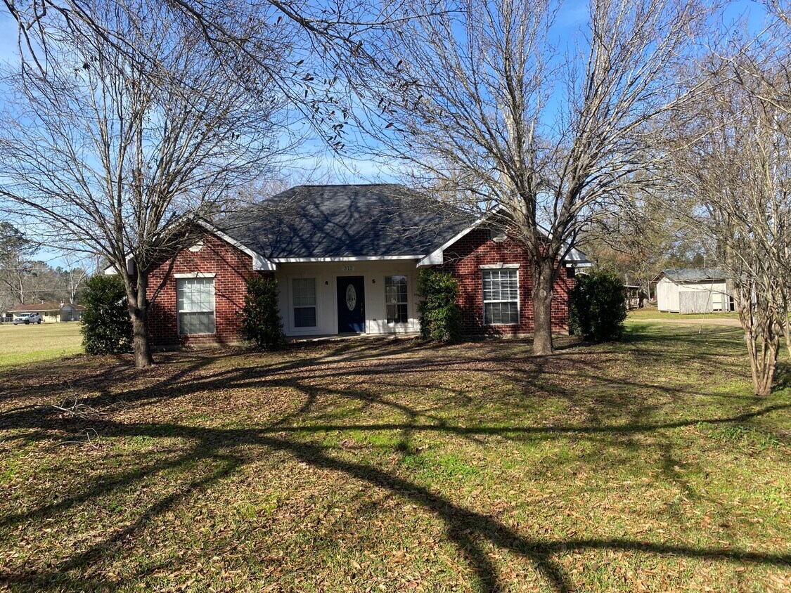 Foto principal - 313 Charles Sinagra Ave