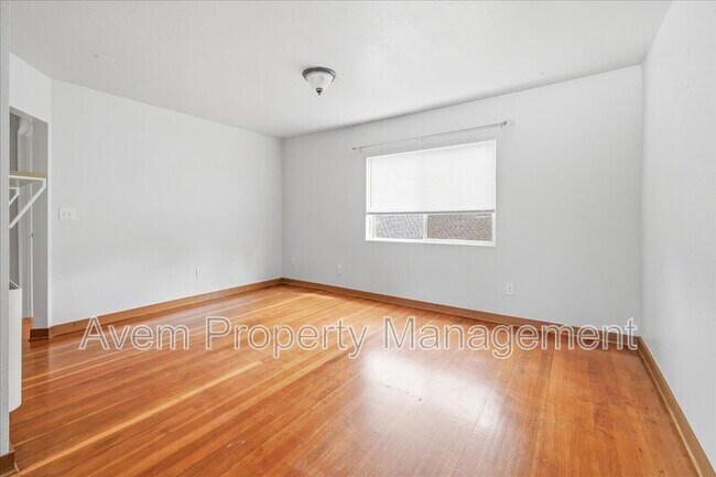 Foto del edificio - 5922 N Albina Ave