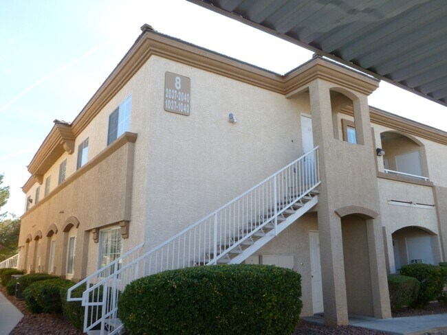 Foto del edificio - 3400 Cabana Dr