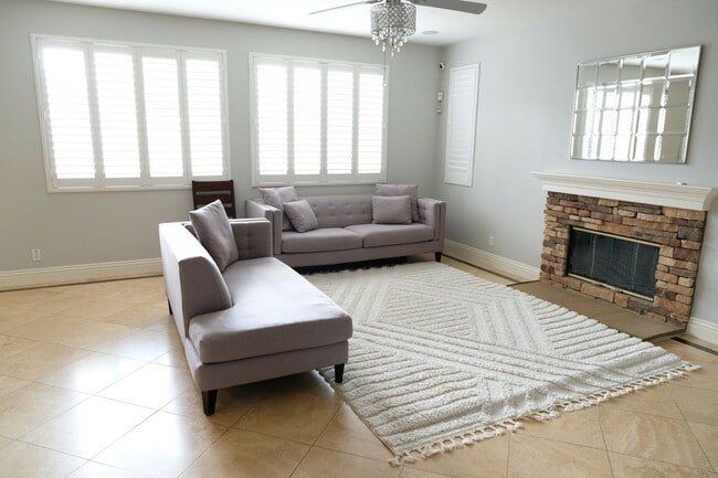 Building Photo - 16 Villager