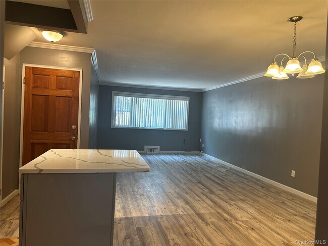 Foto del edificio - 44 Paerdegat 13th St