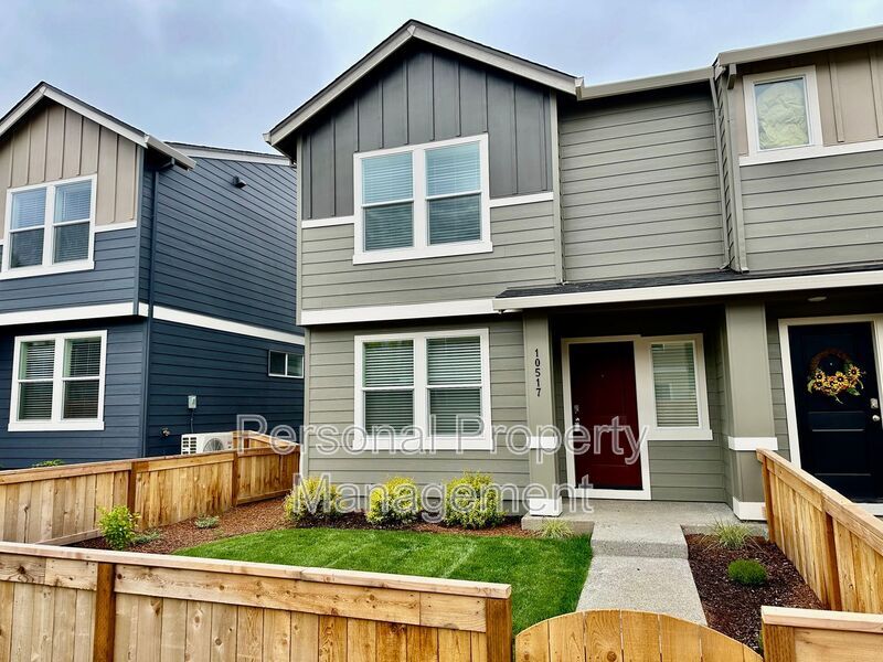Foto principal - 10517 NE 120th Pl