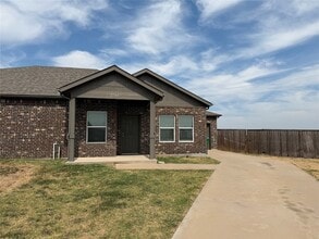 Building Photo - 2741 Ginger Ct