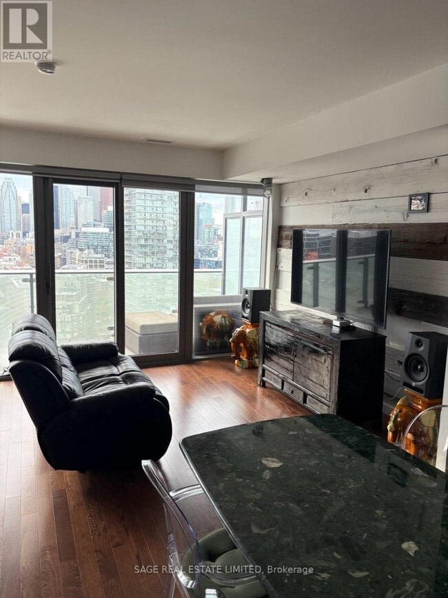 Building Photo - 70 Distillery Lane