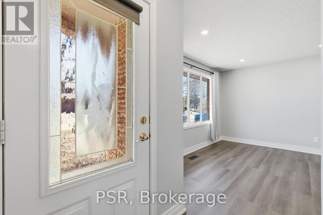 Building Photo - 577 Tuscarora Dr