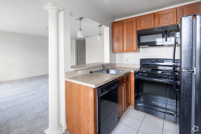 Unit 3 - Studio - 725SF - Kitchen - Dundalk Village