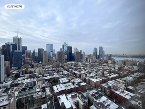 Building Photo - 350 W 50th St