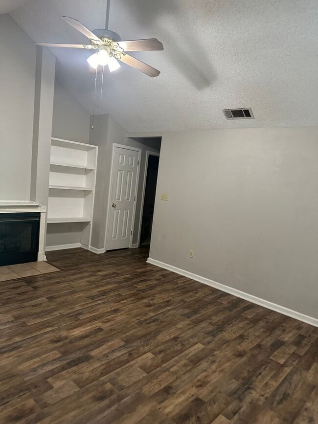 Foto del edificio - Move-in Ready!  3-Bed, 2-Bath Home in Bent...