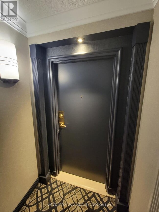 Building Photo - 330 McCowan Rd