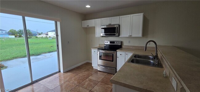 Foto del edificio - 1415 NE 8th Terrace