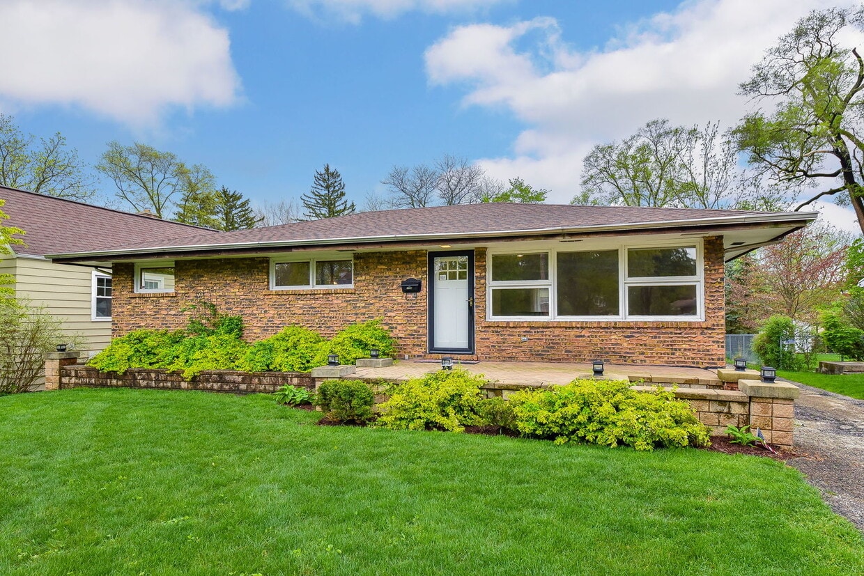 Foto principal - 1706 E Liberty Dr
