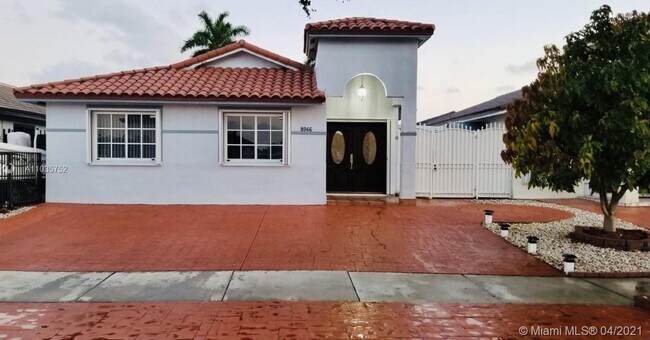 Building Photo - 8966 NW 112th St