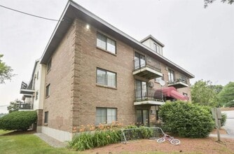 Building Photo - 136 Mammoth Rd