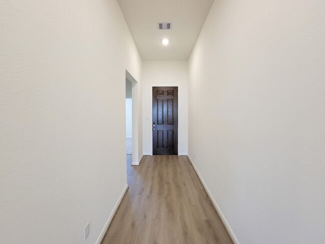 Foto del edificio - 2815 Lyra Ct