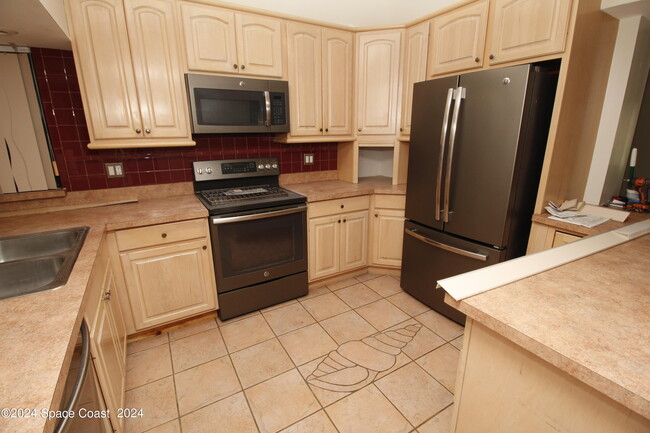 Foto del edificio - 2168 Tarrytown Ln NE