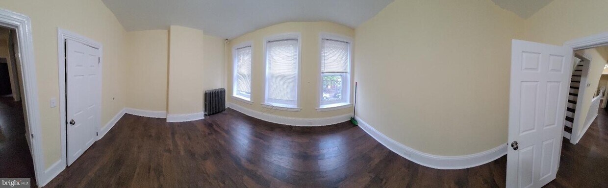 Foto del edificio - 204 W Hanover St