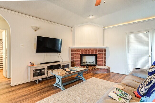 Foto del edificio - 6325 14th St