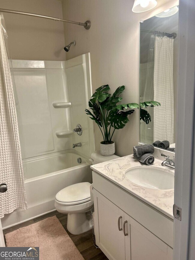 Foto del edificio - 120 Inman Dr