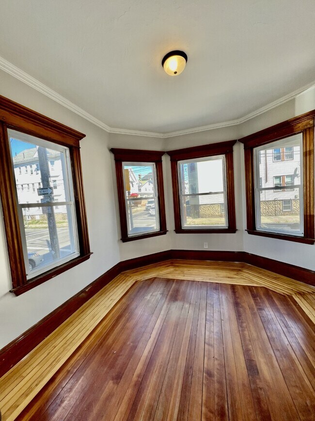 Foto del edificio - 150 Deane St