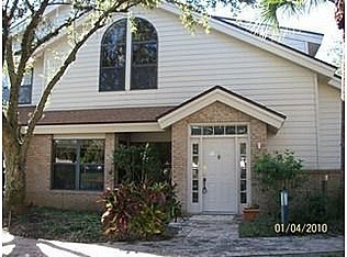 Building Photo - 2 bedroom 2 bath Townhome in Naples