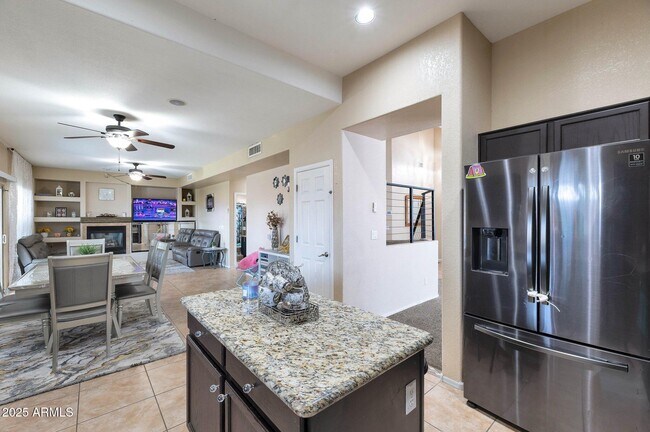 Foto del edificio - 15628 N 156th Ln