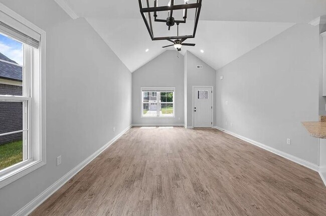 Building Photo - 6533 and 6537 Fortuna Court