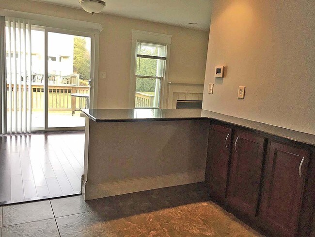 Building Photo - 609 Liberty Pointe Dr