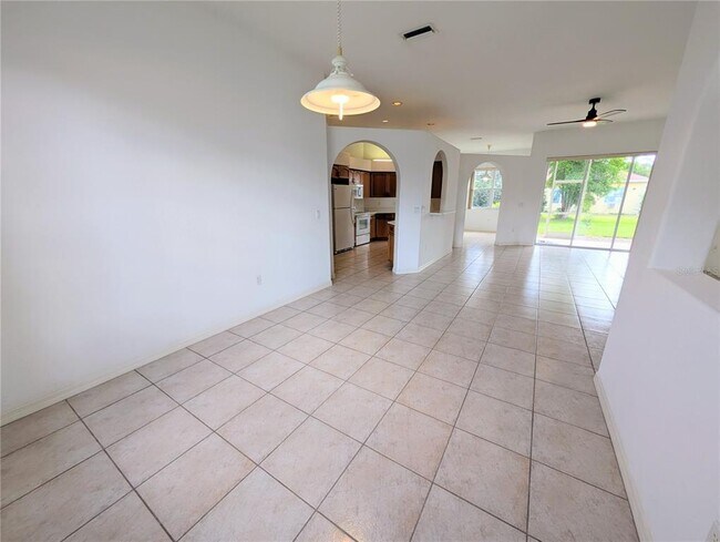 Building Photo - 3892 Canopy Way