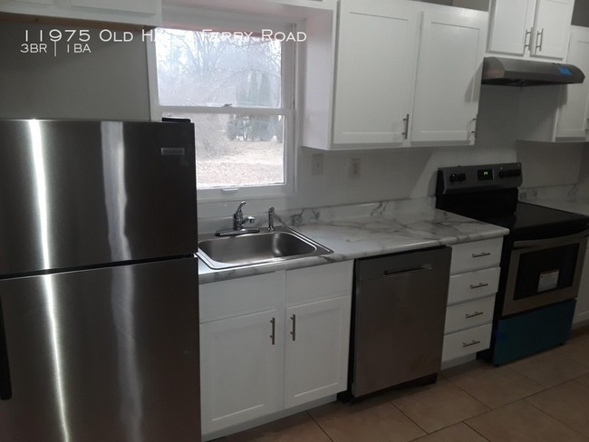 Building Photo - Mid Century Modern Black Jack Beauty
