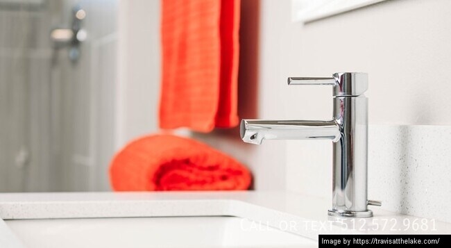 Foto del edificio - 2009 Ranch Rd 620 N