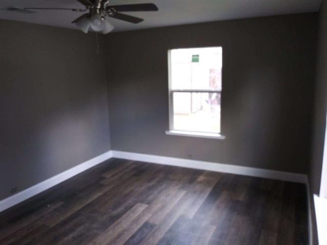 Foto del edificio - 1126 Park Cir