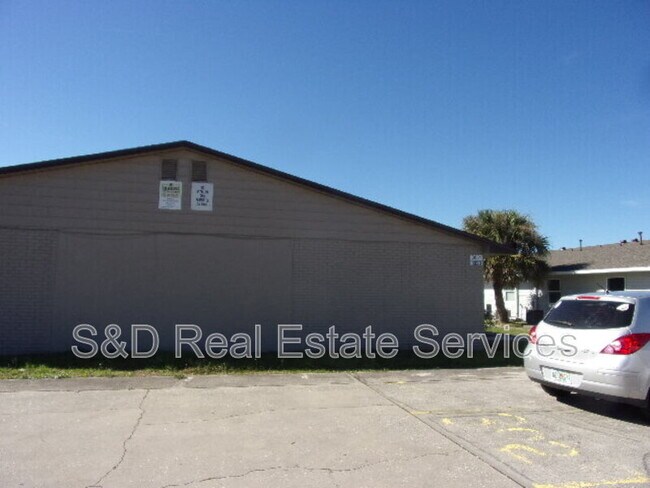 Foto del edificio - 3025 St Paul Dr