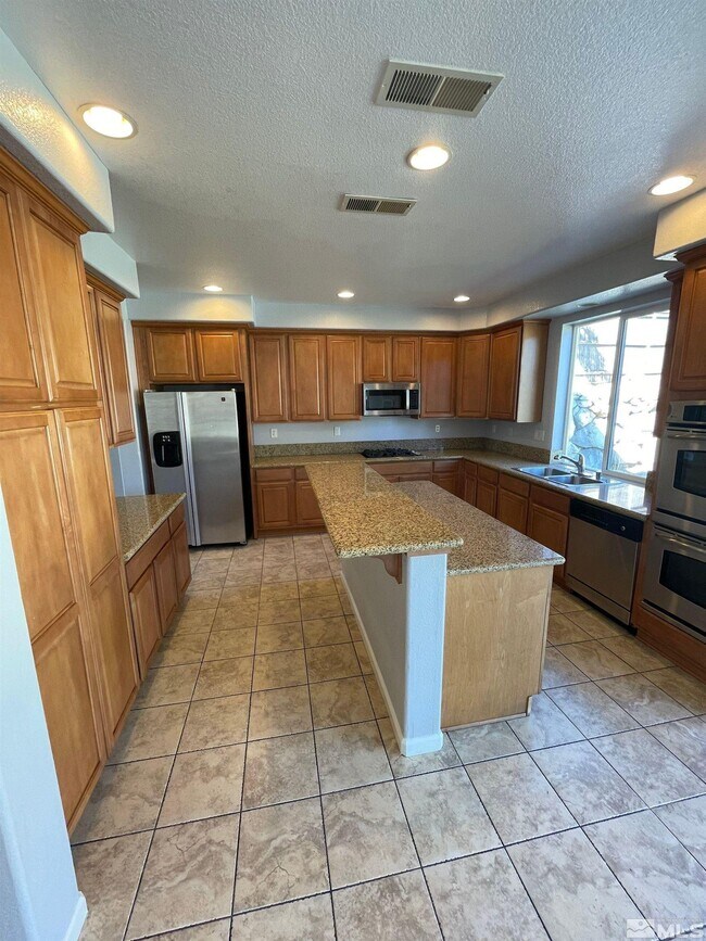 Building Photo - 3660 Sienna Pointe Ct