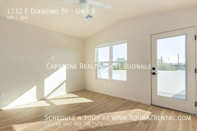 Photo - 1332 E Diamond St Apartment