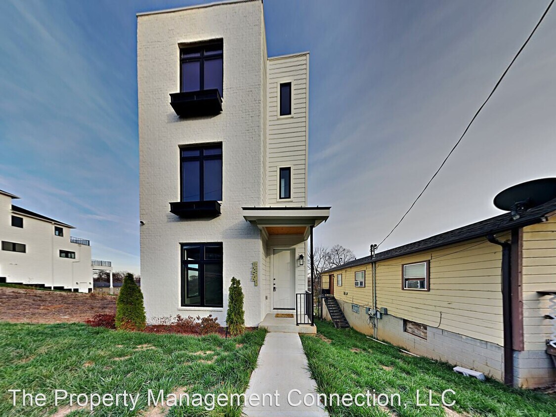 Primary Photo - 4 br, 5 bath House - 1256 Thomas Street