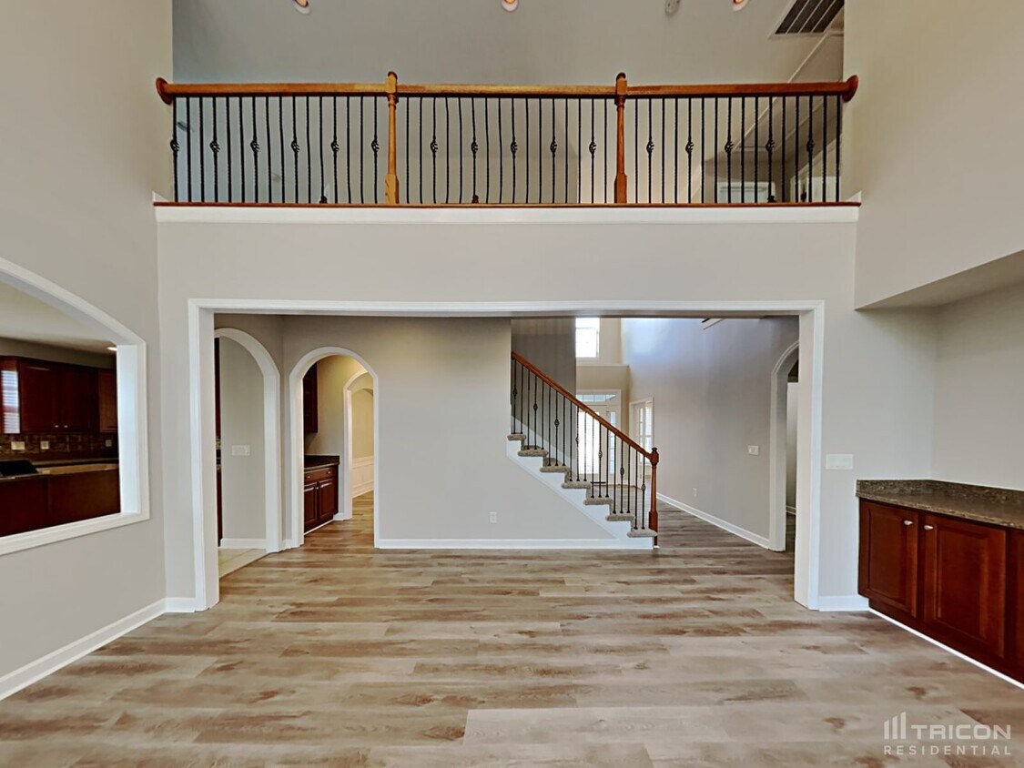 Foto principal - 1514 Red Oak Dr