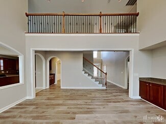 Building Photo - 1514 Red Oak Dr